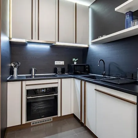 Terrace Garden - Free Parking - New And Cozy Apartamento *