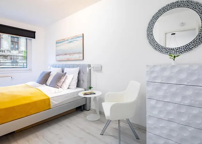 Terrace Garden - Free Parking - New And Cozy