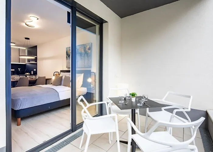 Apartment Terrace Garden - Free Parking - New And Cozy *