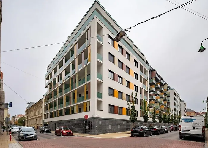 Terrace Garden - Free Parking - New And Cozy