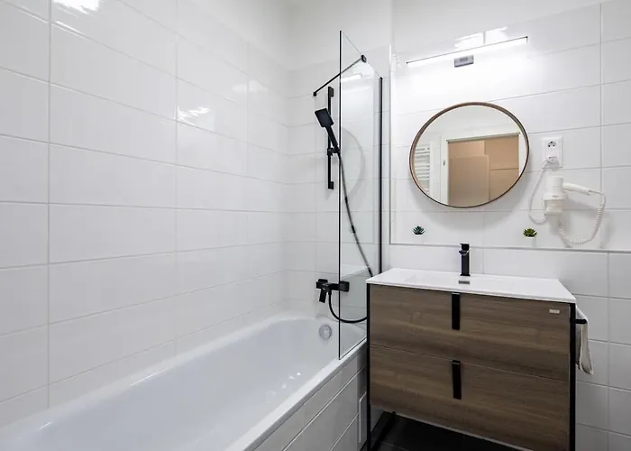 Terrace Garden - Free Parking - New And Cozy Apartment Budapest
